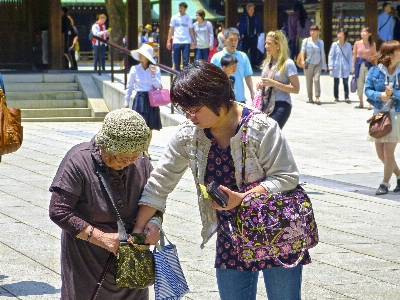 人们 路 街道 人群 照片