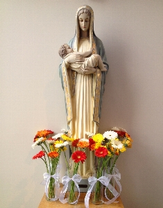 Flower statue church flowers Photo