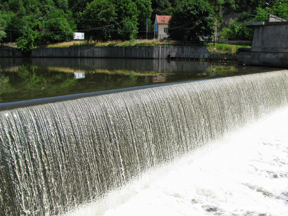 Paesaggio acqua natura cascata