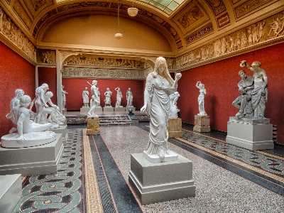 Architecture interior palace statue Photo