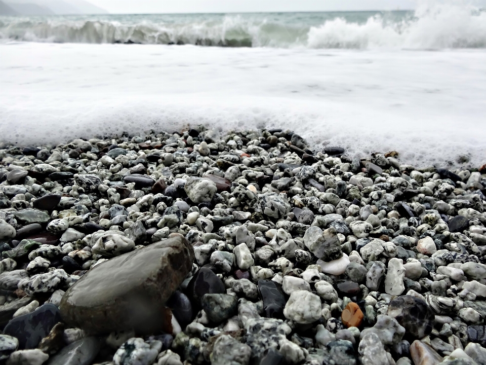 Pantai laut pesisir air