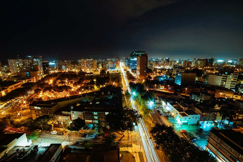 天际线 夜晚 城市 摩天大楼