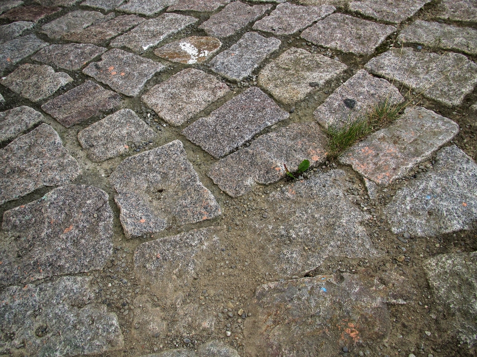 Rock 構造 道 接地