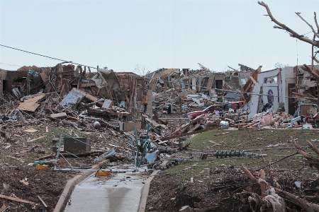 Foto Ruína destruído tornado desastre natural
