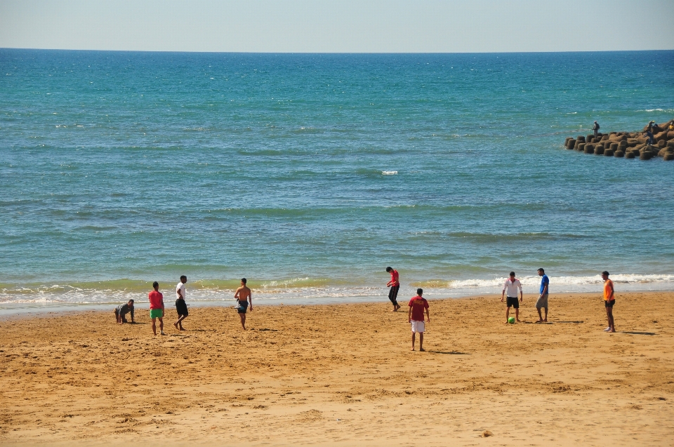 Pantai laut pesisir pasir