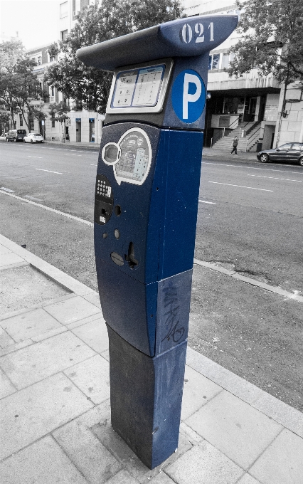 Strada pubblicità asfalto
 città vecchia
