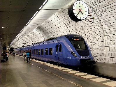 Foto Ferrocarril interior edificio tren