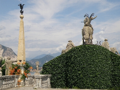 Nature sky monument statue Photo