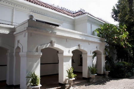 Foto Arsitektur villa rumah besar
 bangunan