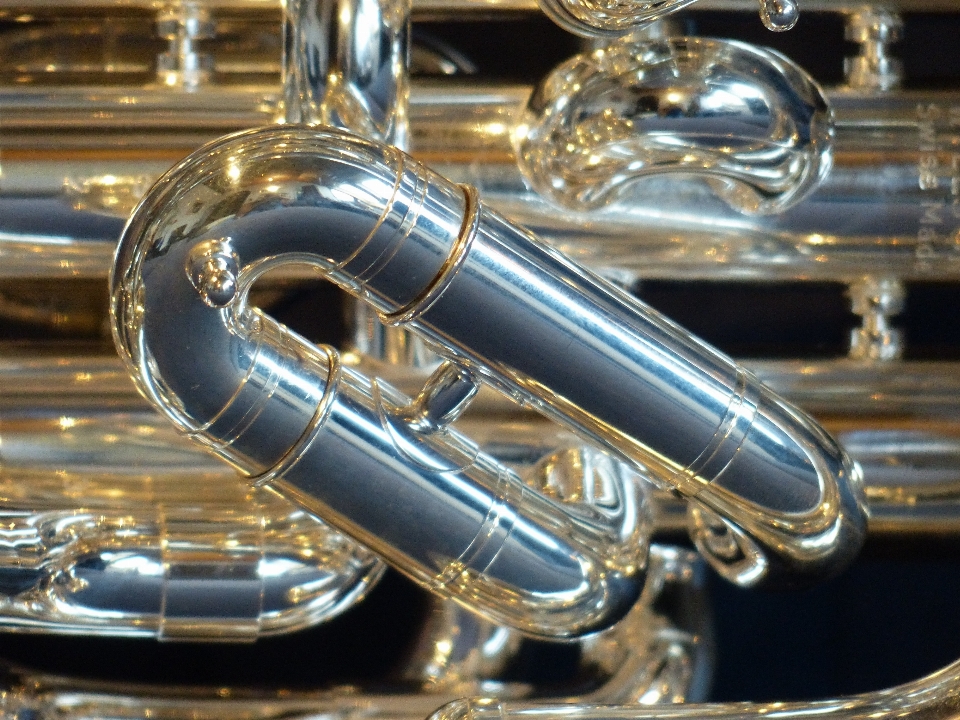 Musik horn scheinen instrument