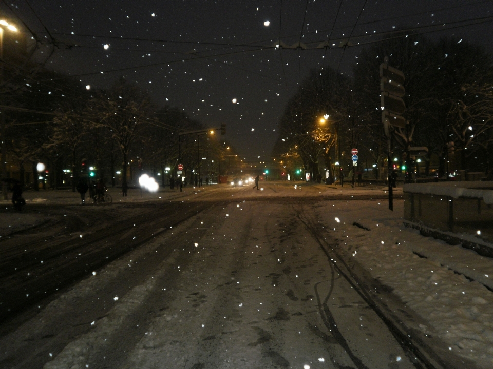 Neige hiver ciel rue