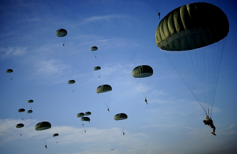 Ala cielo militare baldacchino