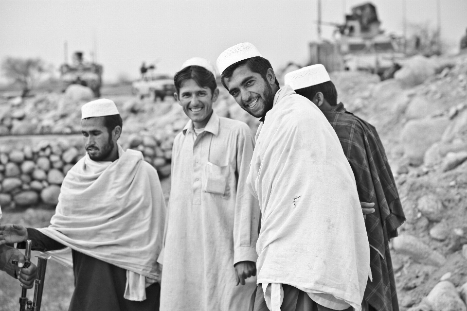 Personne noir et blanc
 personnes blanc