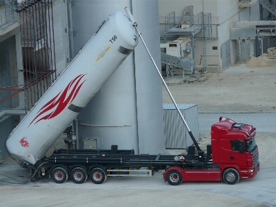 Foto Transporte caminhão vermelho veículo