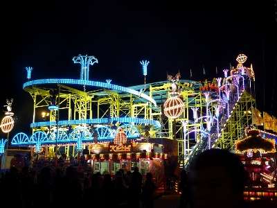 Nacht freizeitpark
 park fahrt Foto