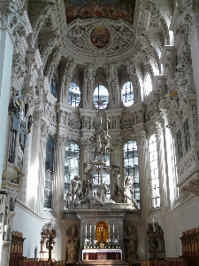 Building palace facade church Photo