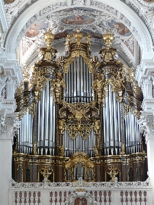 Keyboard technology church cathedral Photo