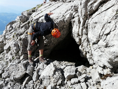 Rock mountain hole adventure Photo