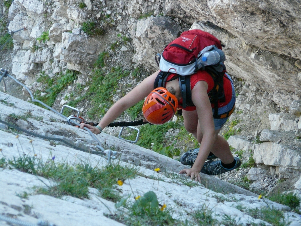 Rock a piedi montagna escursionismo
