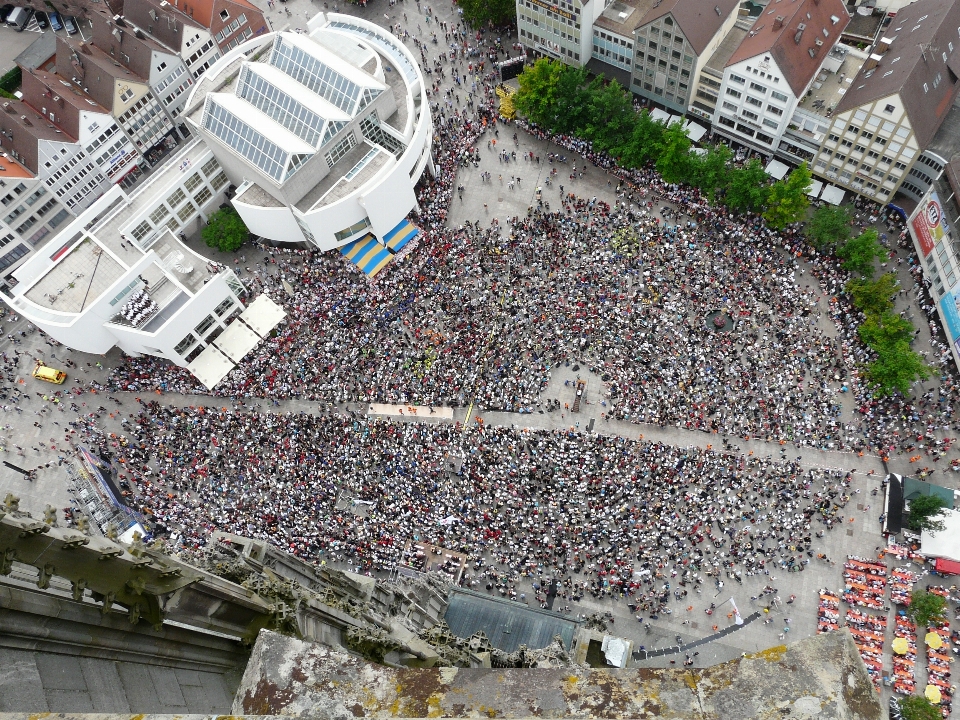 Struttura persone città incontro