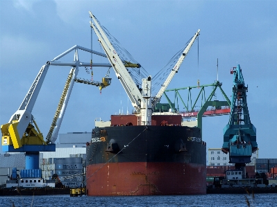 Ship transport boot vehicle Photo