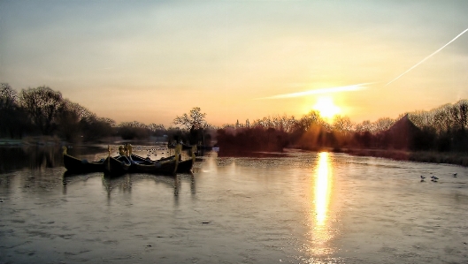 Water nature horizon silhouette Photo