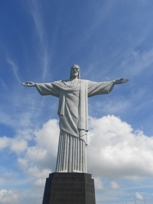 Cielo monumento statua simbolo