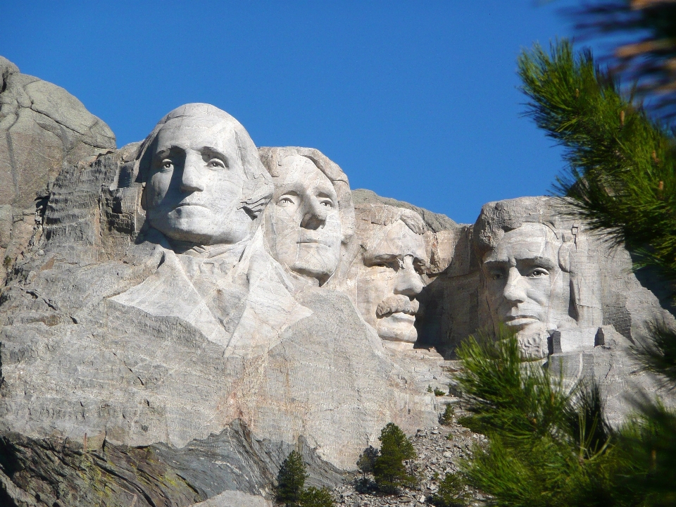 Rock valley monument formation