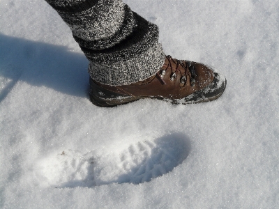 Hand shoe snow cold Photo