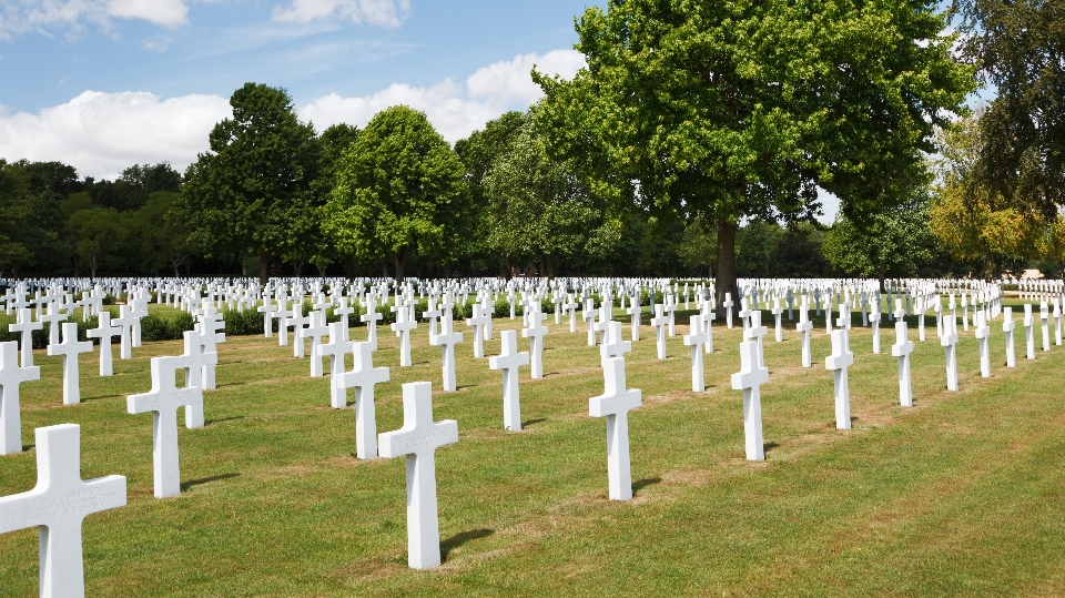 Monument militär grün armee