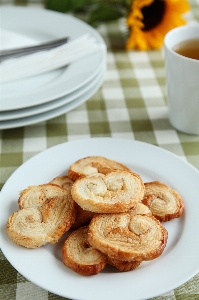 Foto Manis spiral piring makanan