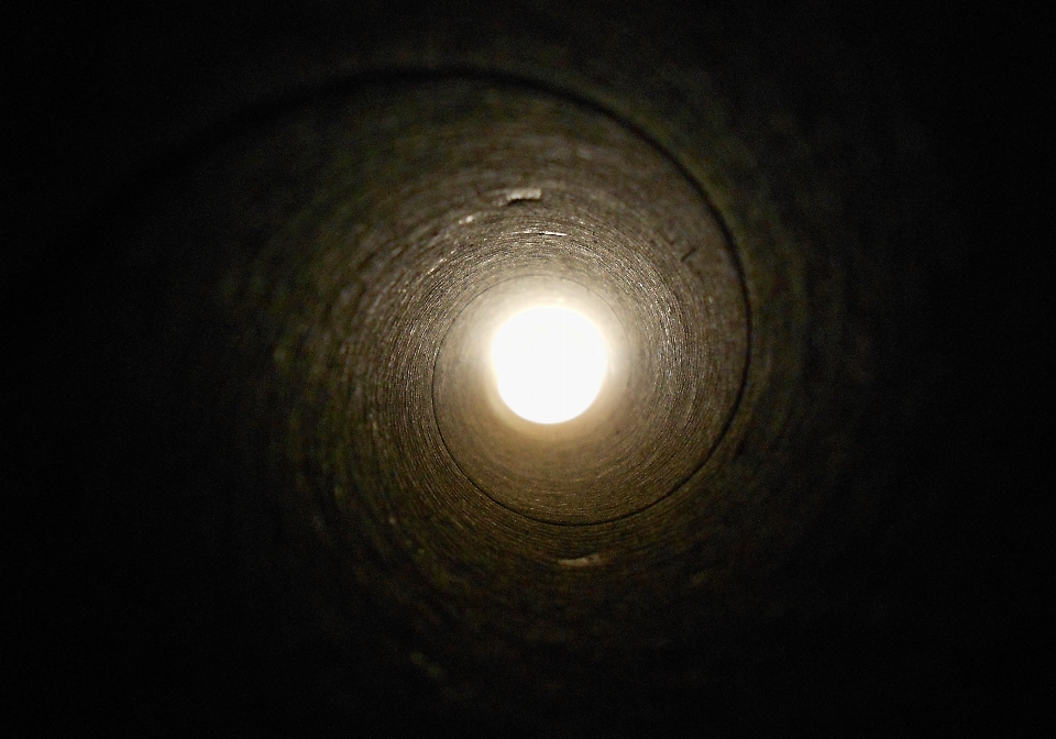 Luz tubo atmósfera túnel