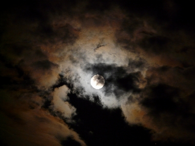 Foto Awan langit matahari malam