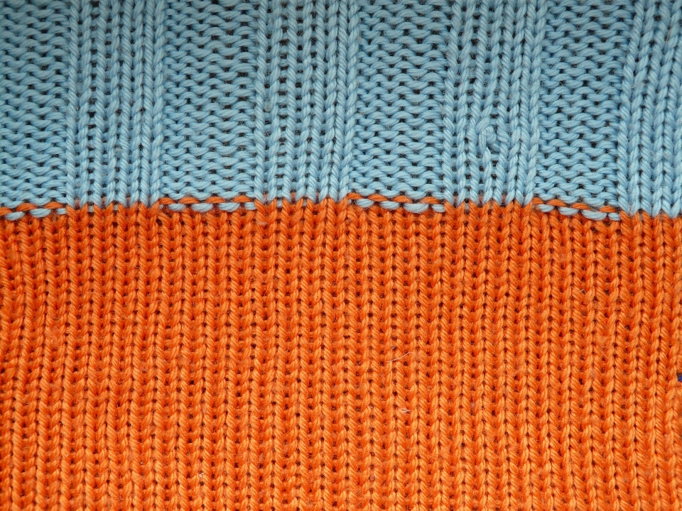 Orange pattern line knit