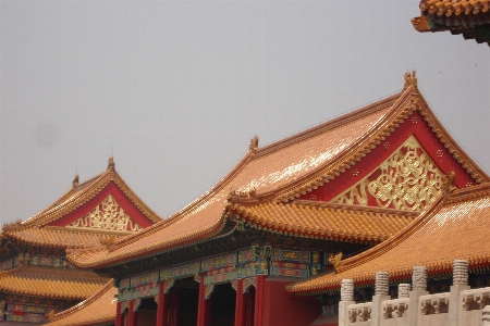 Foto Bangunan istana menara tempat beribadah
