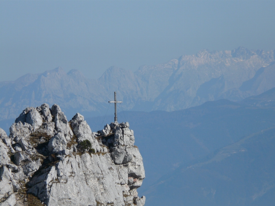 Montagne neige hiver brouillard