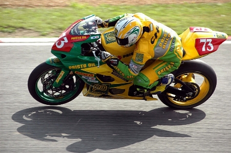 Foto Carro veículo motocicleta esporte radical
