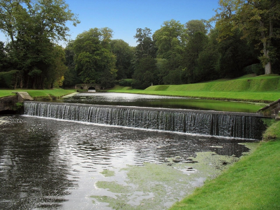 Wasser gras wasserfall rasen