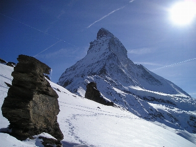 Foto Paisaje montaña nieve invierno