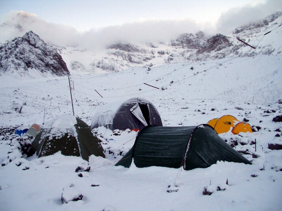 Montaña nieve invierno cordillera
