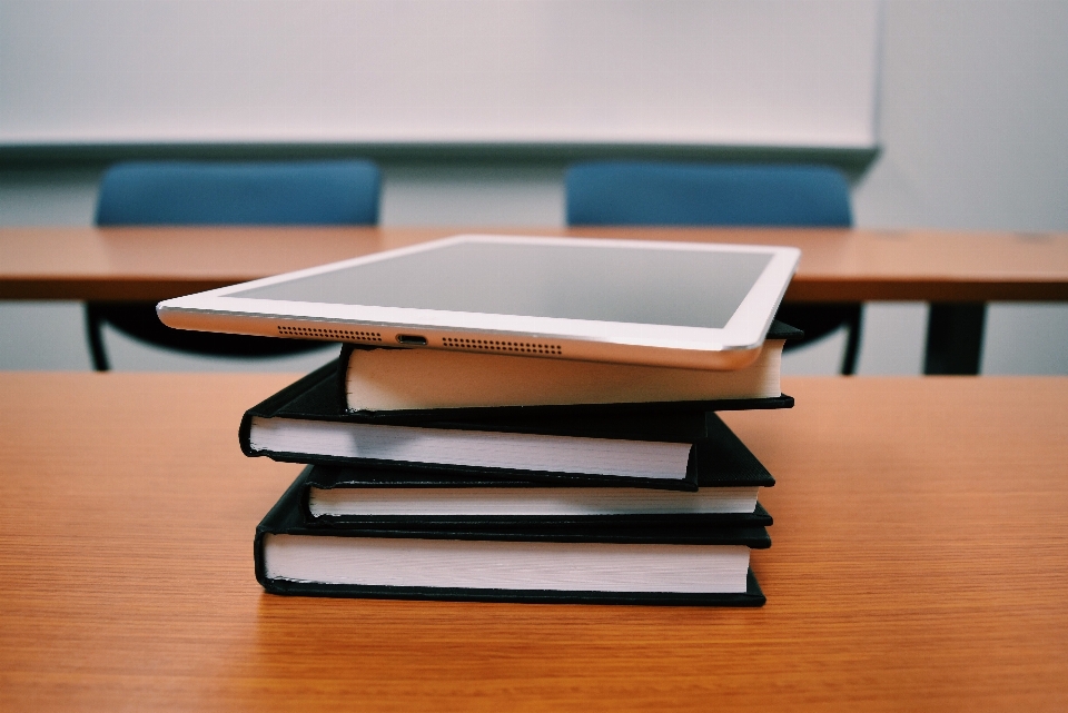 Desk writing table tablet