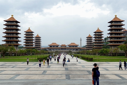 Foto Bangunan istana bepergian menara