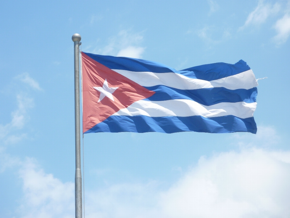 Viento bandera azul cuba