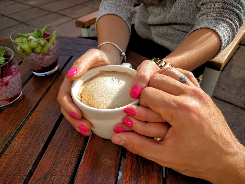 Mano caffè cappuccino
 amore