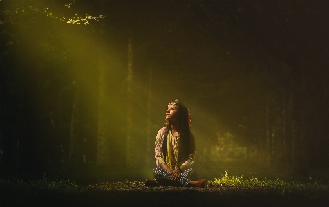 Foto Rumput orang lampu gadis