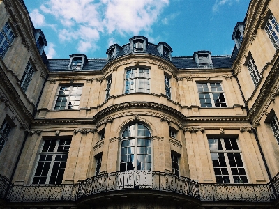 Architecture mansion house window Photo