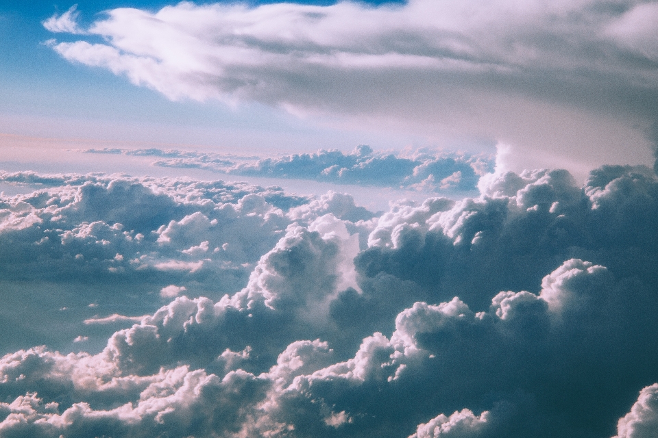 Meer horizont licht wolke