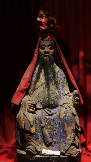 Statue chinese museum fashion