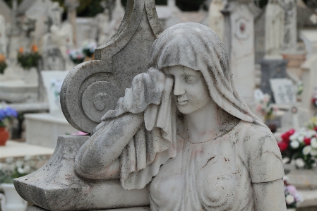 Photo Monument statue cimetière grave