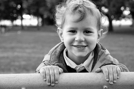 Foto All'aperto persona bianco e nero
 persone